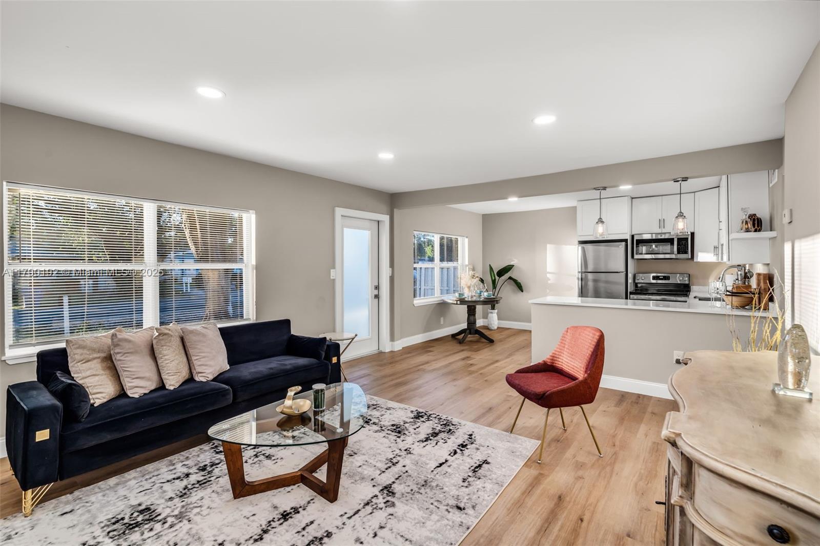 Picture of 1100 NW 7Th Ave, Fort Lauderdale, FL 33311