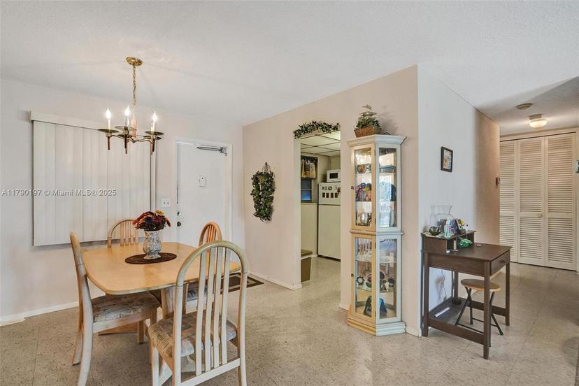 Picture of 700 Layne Blvd # 218, Hallandale Beach FL 33009