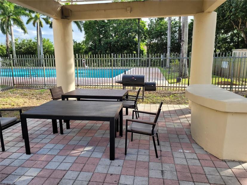 Picture of 9360 Fontainebleau Blvd # 208, Miami FL 33172