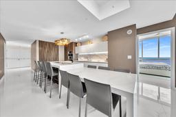Picture of 851 NE 1St Ave # 3711, Miami, FL 33132