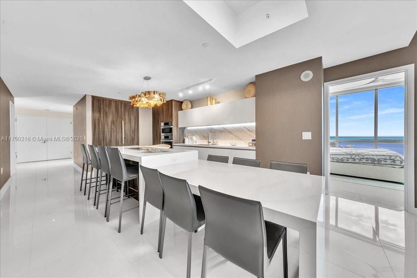 Picture of 851 NE 1St Ave # 3711, Miami FL 33132