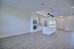 Picture of 5224 Columbus Blvd, Sebring, FL 33872