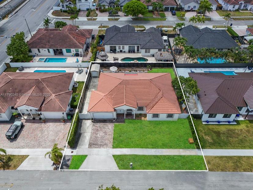 Picture of 16218 SW 48Th Ter, Miami FL 33185