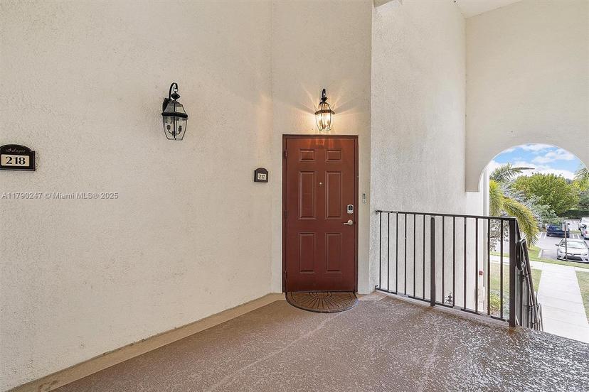 Picture of 10620 NW 88Th St # 217, Doral FL 33178