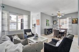 Picture of 13995 S Cypress Cove Cir, Davie, FL 33325