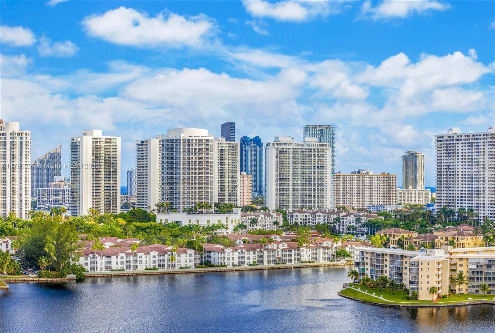 Picture of 2750 NE 183Rd St # 1909, Aventura, FL 33160