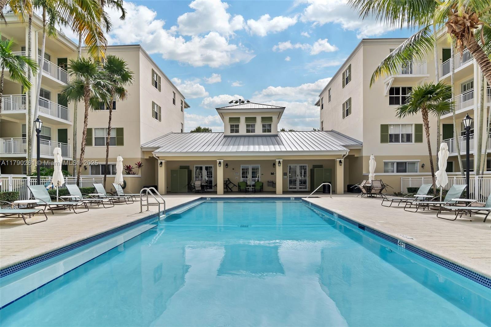 Picture of 7540 SW 102Nd St # 208, Pinecrest, FL 33156