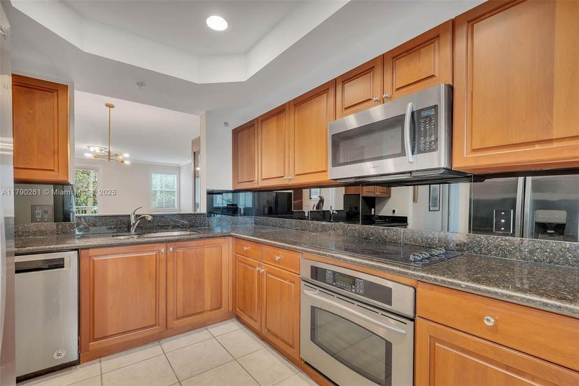 Picture of 7540 SW 102Nd St # 208, Pinecrest FL 33156
