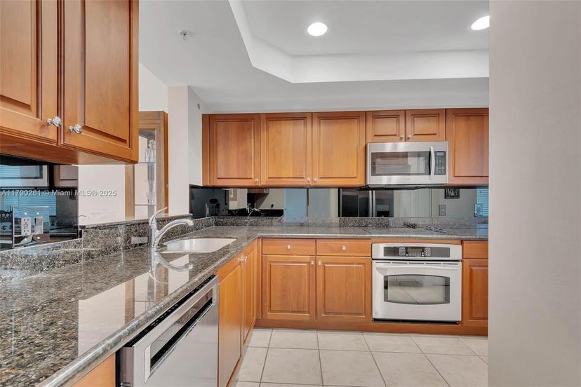 Picture of 7540 SW 102Nd St # 208, Pinecrest FL 33156