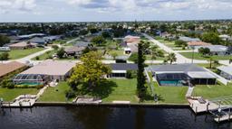 Picture of 3821 SW 2 Ave, Cape Coral, FL 33914