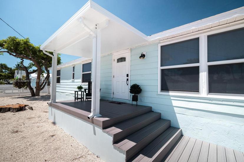 Picture of 212 Buttonwood Ln, Key Largo FL 33070