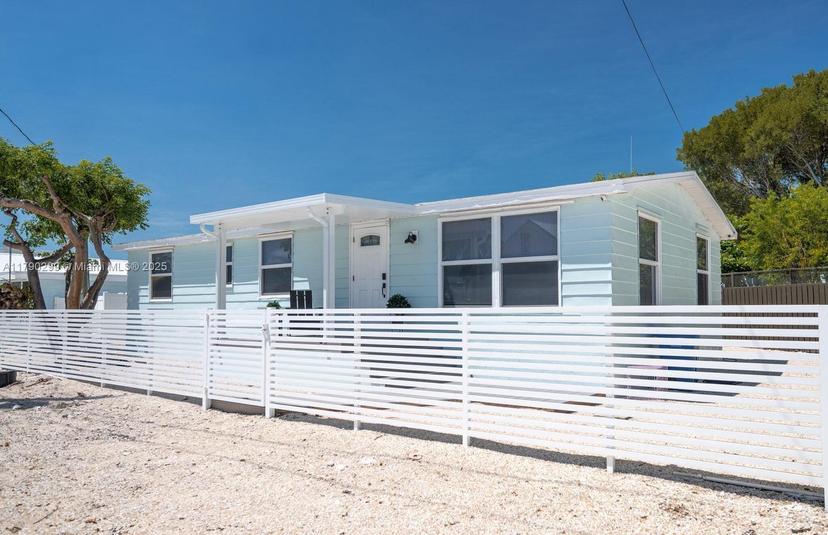 Picture of 212 Buttonwood Ln, Key Largo FL 33070