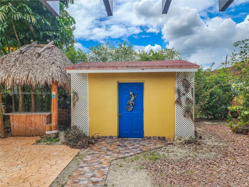 Picture of 4610 SW 3Rd St, Miami FL 33134