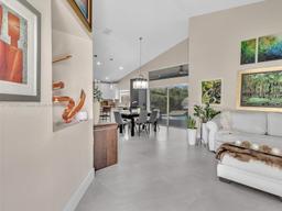 Picture of 700 Sand Creek Cir, Weston, FL 33327