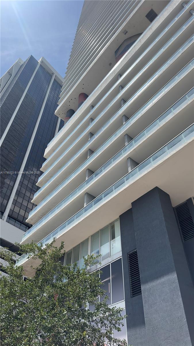 Picture of 50 Biscayne Blvd # 812, Miami FL 33132
