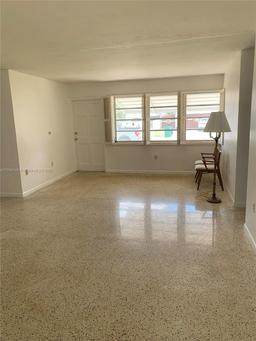 Picture of 4850 SW 93Rd Ct, Miami, FL 33165