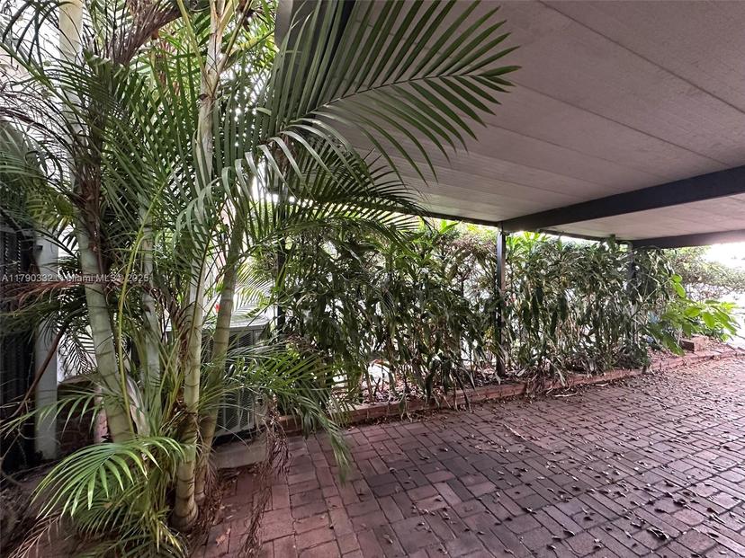 Picture of 7170 W 3Rd Ave, Hialeah FL 33014