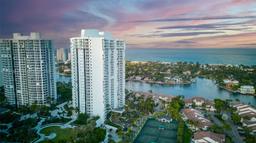 Picture of 21050 Point Pl # 2301, Aventura, FL 33180