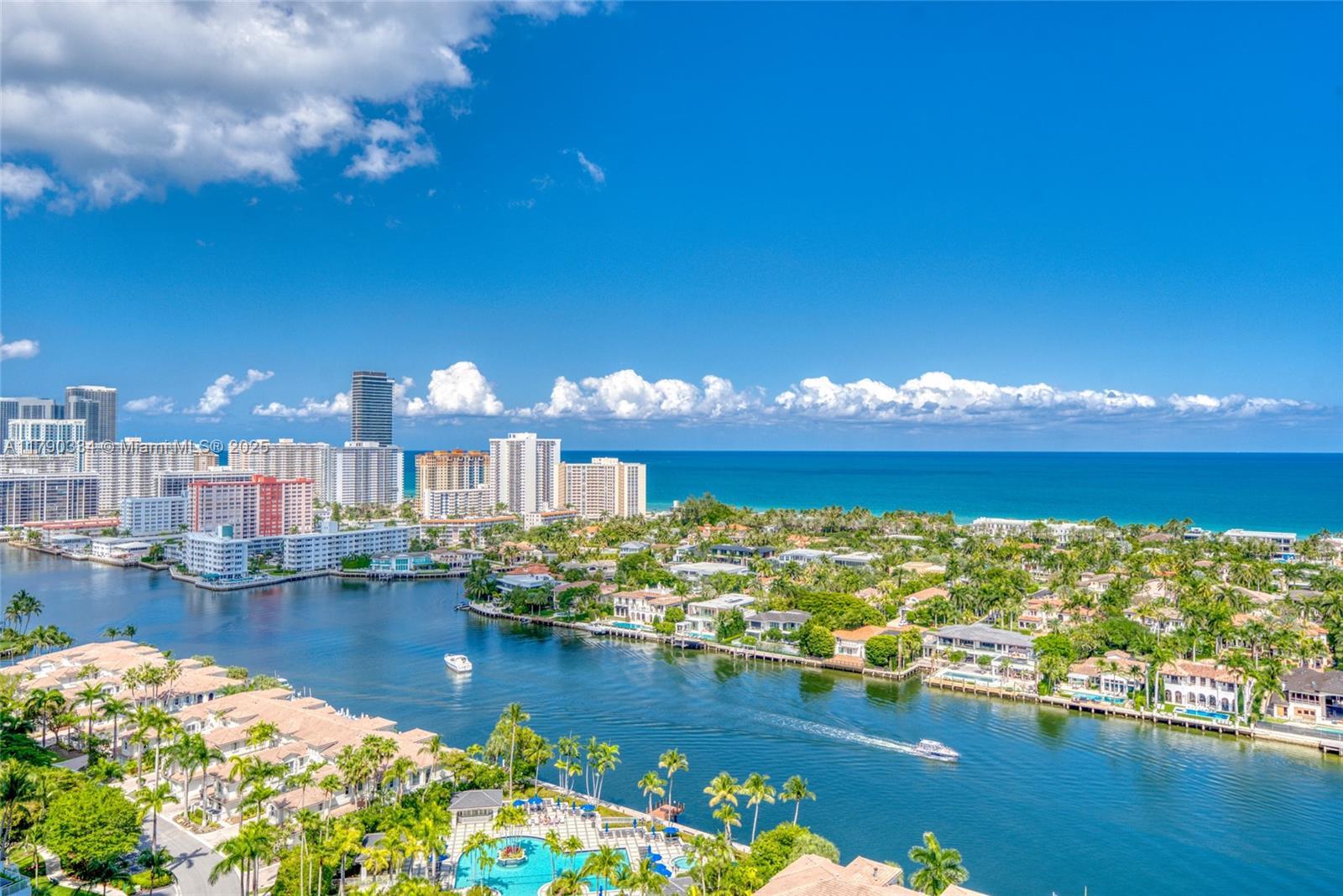 Picture of 21050 Point Pl # 2301, Aventura, FL 33180