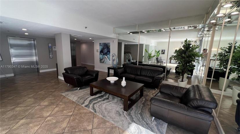 Picture of 16570 NE 26Th Ave # 4A, North Miami Beach FL 33160