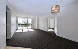 Picture of 19195 NE 36Th Ct # 608, Aventura, FL 33180