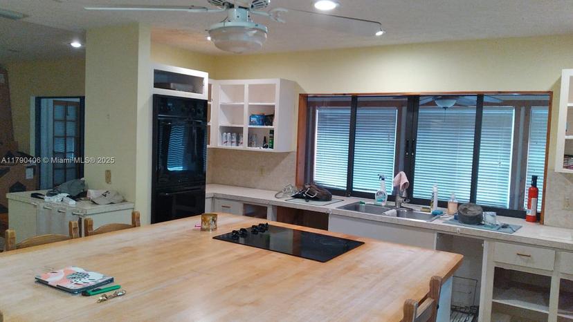 Picture of 10737 SE Seaspray Ct, Hobe Sound FL 33455