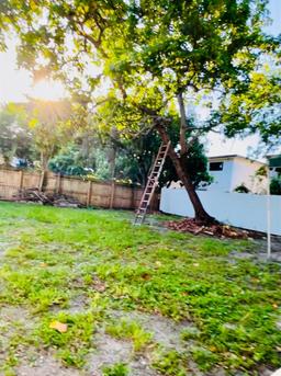 Picture of 1945 NW 51 St Ter, Miami, FL 33142