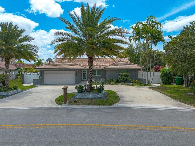 Picture of 1260 NW 112Th Way, Coral Springs FL 33071