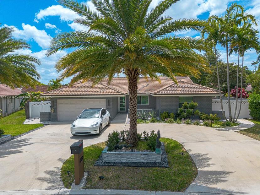 Picture of 1260 NW 112Th Way, Coral Springs FL 33071