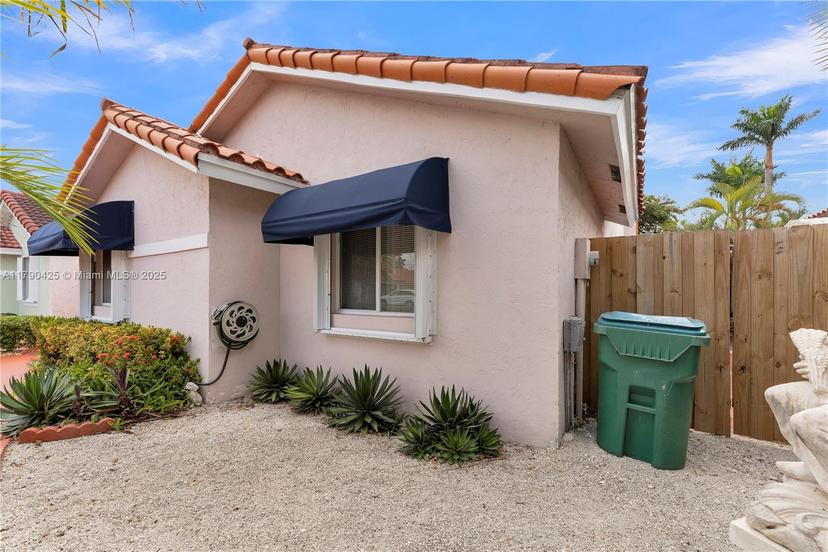 Picture of 1871 SW 122Nd Pl, Miami FL 33175