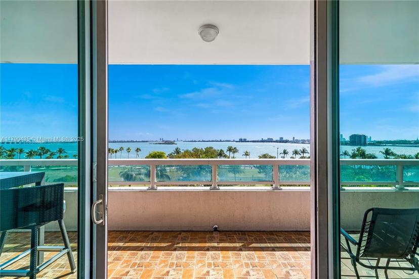 Picture of 1800 N Bayshore Dr # 509, Miami FL 33132
