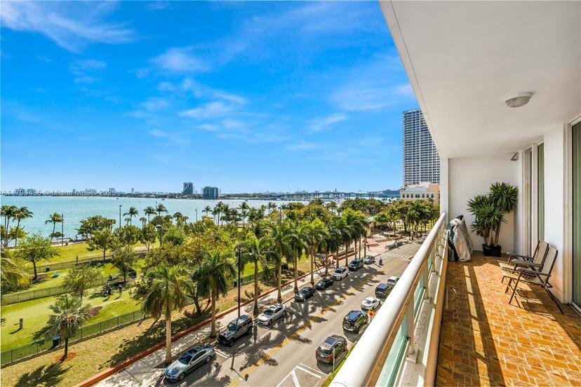 Picture of 1800 N Bayshore Dr # 509, Miami FL 33132