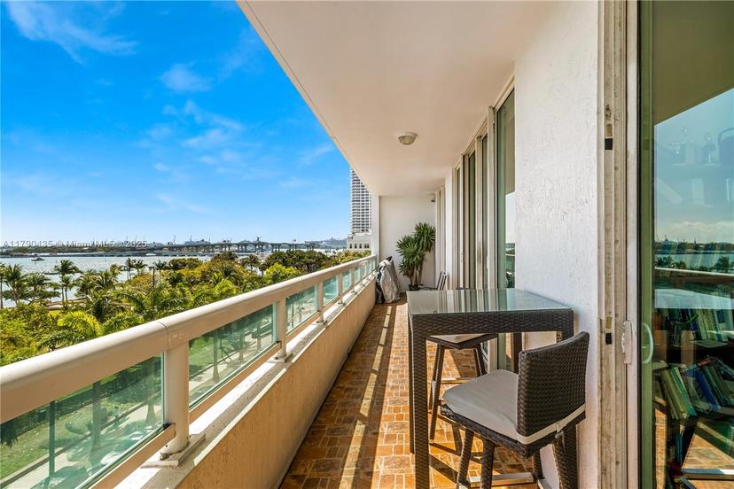 Picture of 1800 N Bayshore Dr # 509, Miami FL 33132