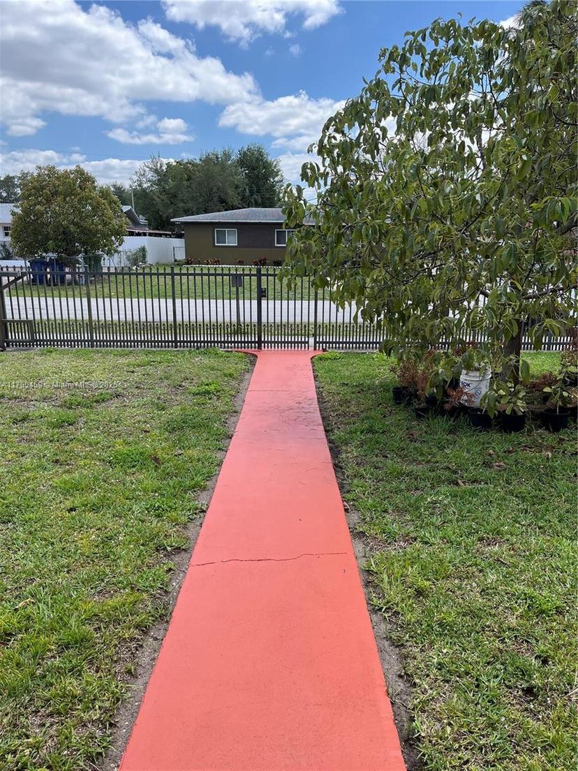 Picture of 3801 NW 177Th St, Miami Gardens FL 33055