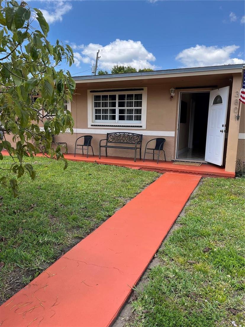 Picture of 3801 NW 177Th St, Miami Gardens FL 33055