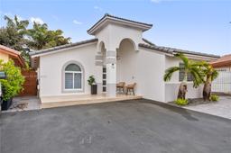 Picture of 7001 W 35Th Ave # 116, Hialeah, FL 33018