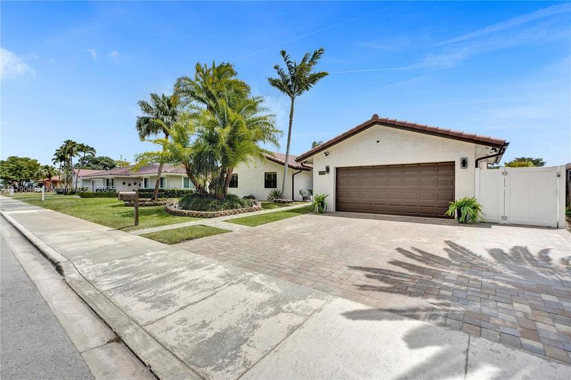 Picture of 12030 SW 92Nd St, Miami FL 33186