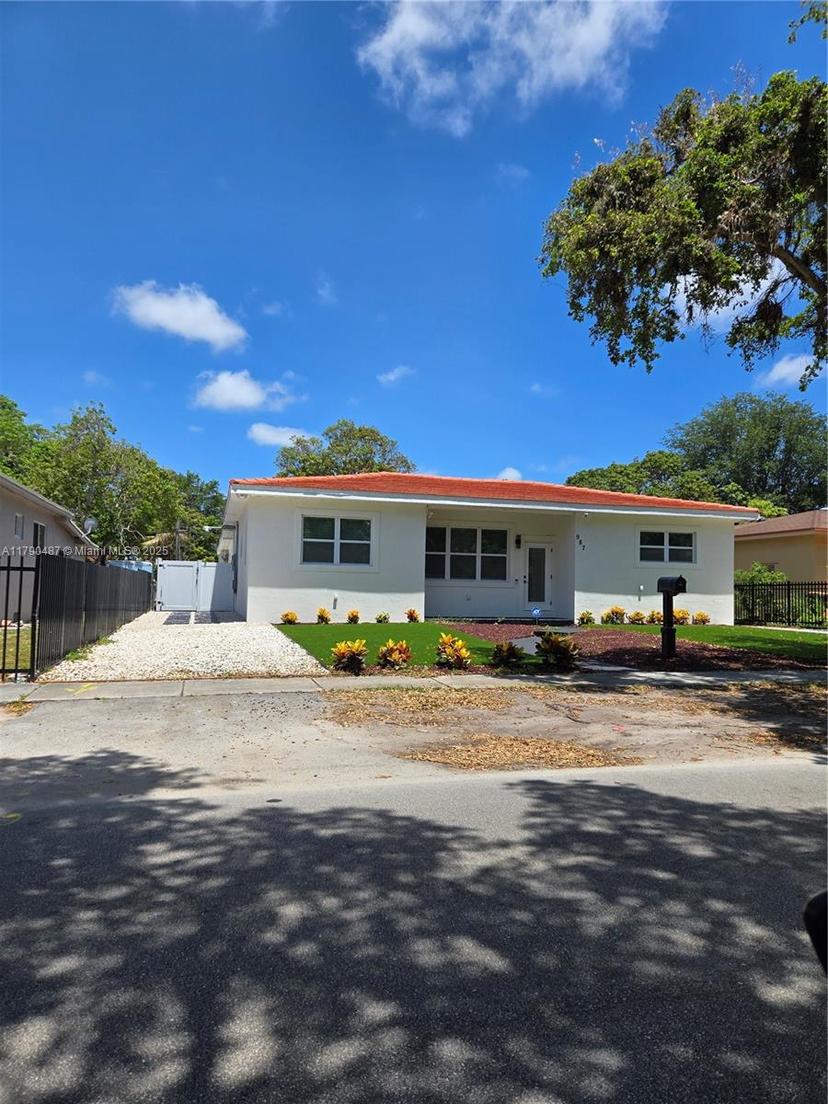 Picture of 987 NE 145Th St, North Miami FL 33161