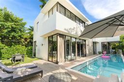 Picture of 121 2Nd Dilido Ter. Share A, Miami Beach, FL 33139