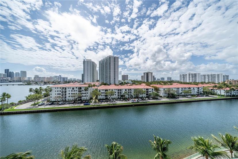 Picture of 3250 NE 188Th St # 606, Aventura FL 33180