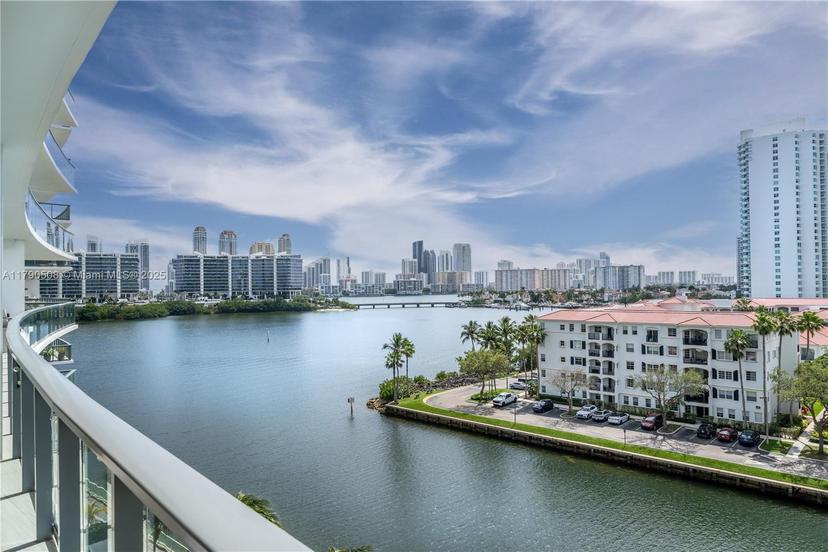 Picture of 3250 NE 188Th St # 606, Aventura FL 33180