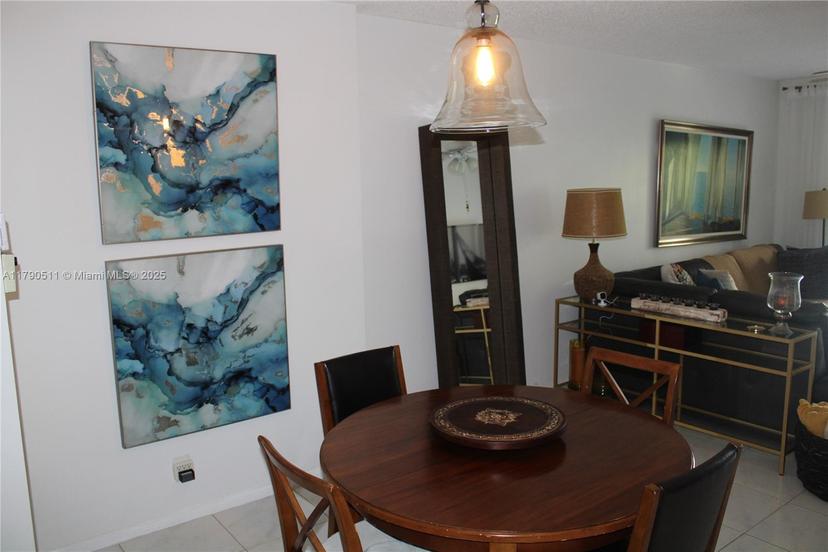 Picture of 4350 Hillcrest Dr # 503, Hollywood FL 33021