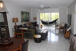 Picture of 4350 Hillcrest Dr # 503, Hollywood, FL 33021