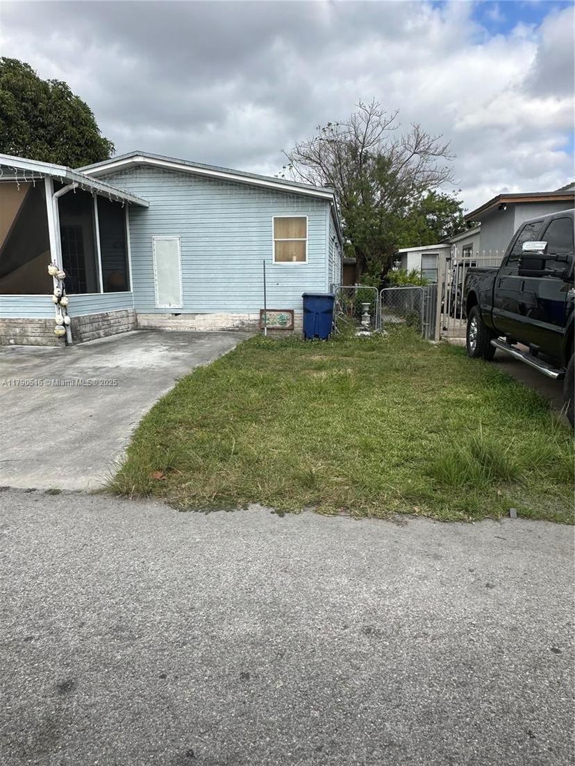 Picture of 19800 SW 180Th Ave # 266, Miami FL 33187