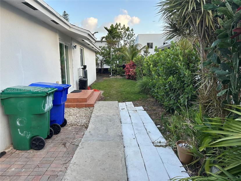 Picture of 1446 NW 61St St, Miami FL 33142