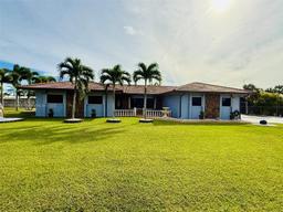 Picture of 17100 SW 274Th St, Homestead, FL 33031