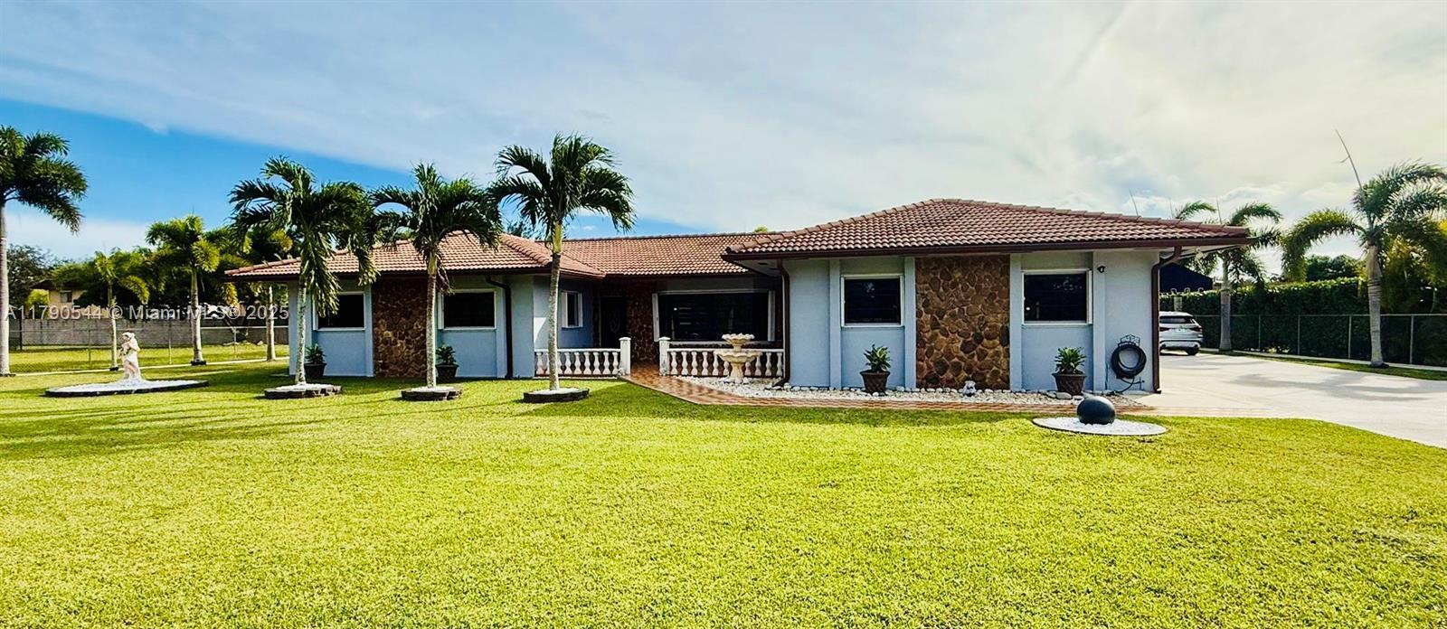 Picture of 17100 SW 274Th St, Homestead, FL 33031