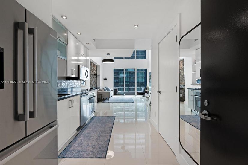 Picture of 60 SW 13Th St # 3808, Miami FL 33130