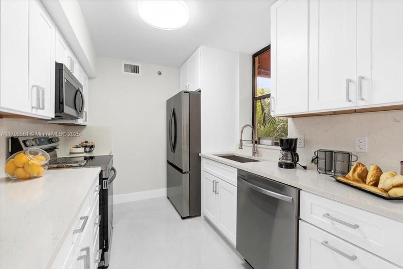 Picture of 7153 Promenade Dr # 302, Boca Raton FL 33433