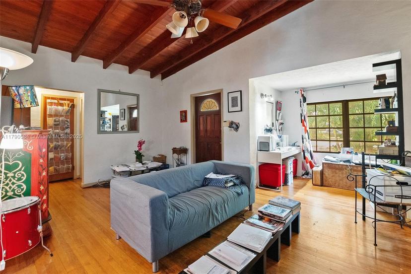 Picture of 621 Oriole Ave, Miami Springs FL 33166
